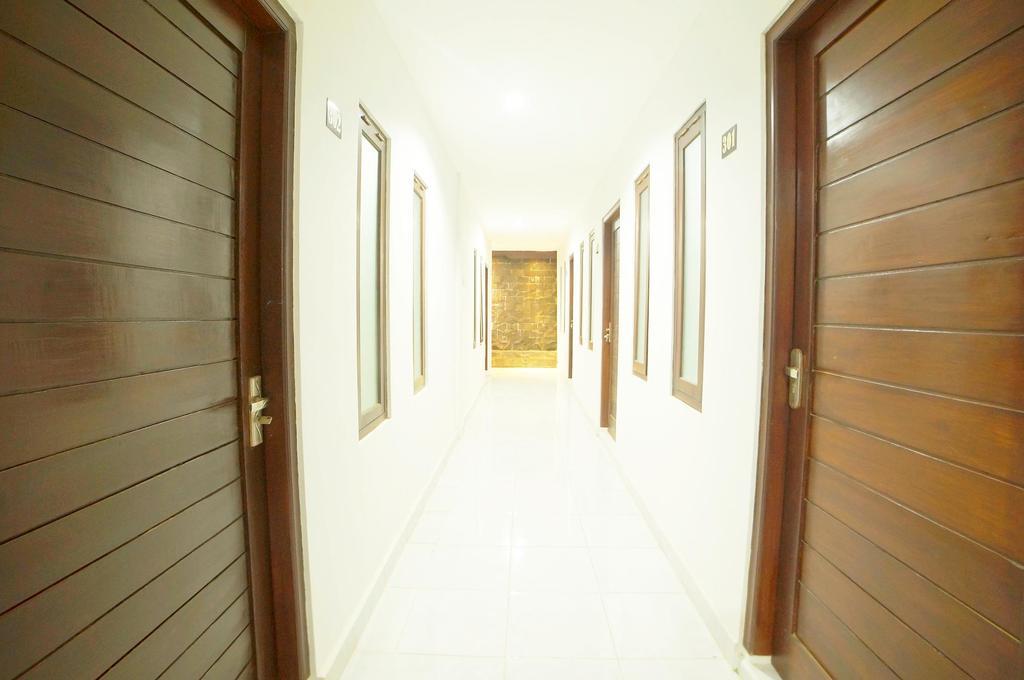 Easton Kuta Homestay Kültér fotó